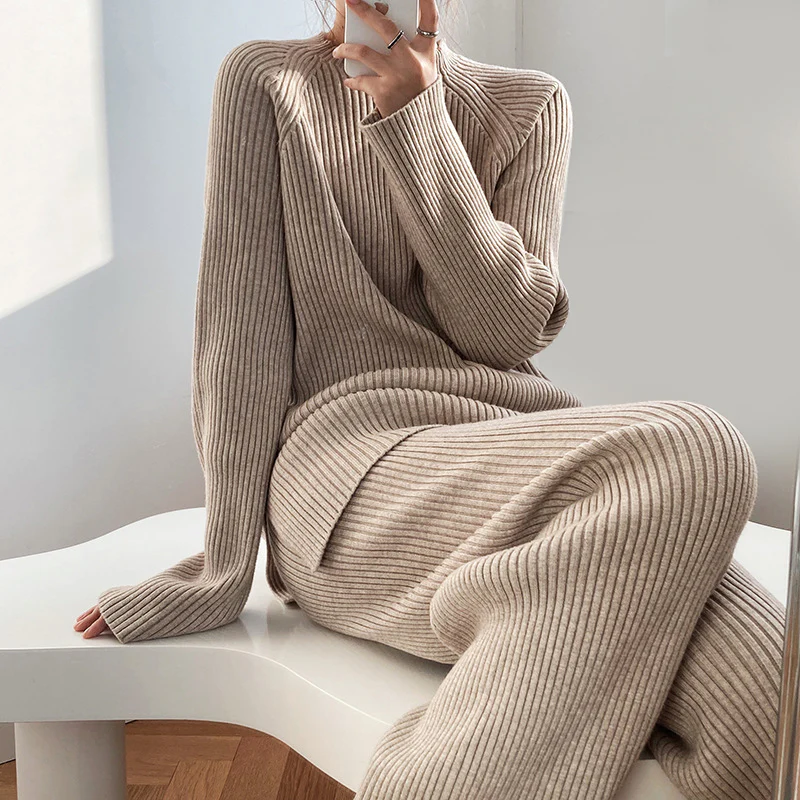 TOTÊME KNIT SWEATER SET BY LILIAN-THOURAM™