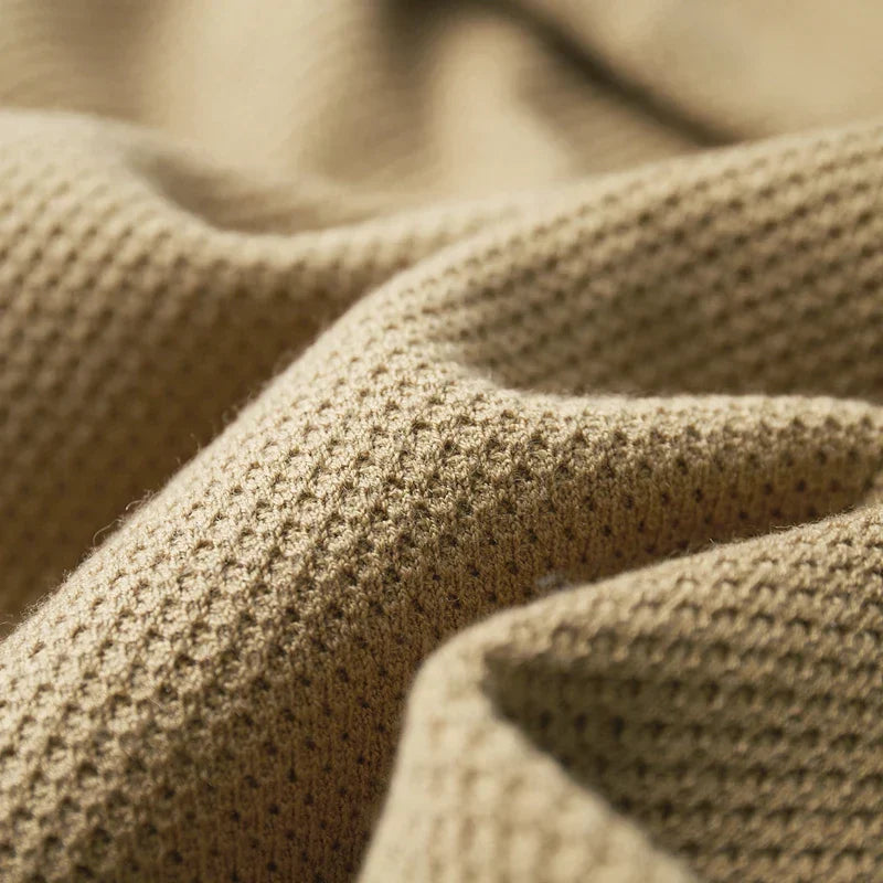 VICTOR-DOÎR PREMIUM VIRGIN WOOL CARDIGAN