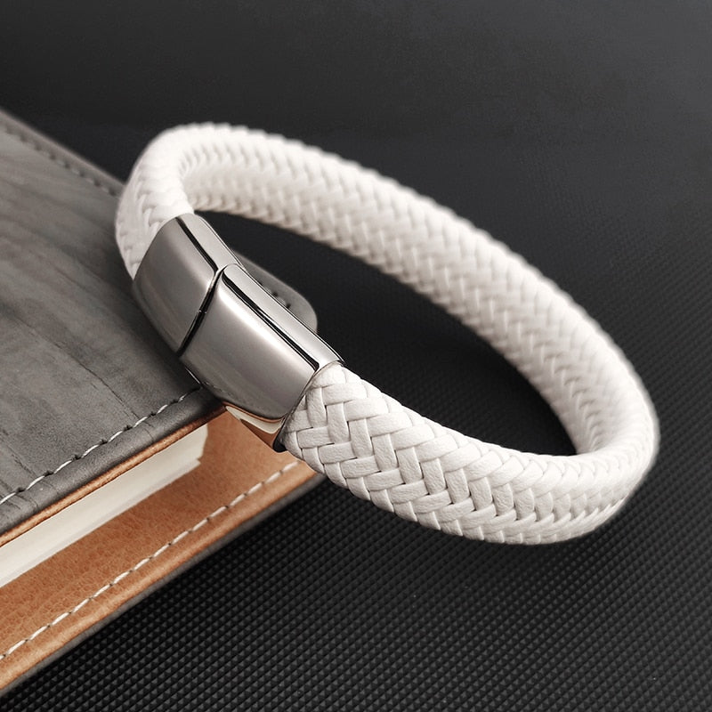 VANGUARD LEGACY LEATHER BRACELET