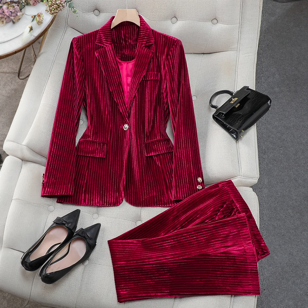 SCARLETT VELOURA™ ELEGANT BLAZER SET