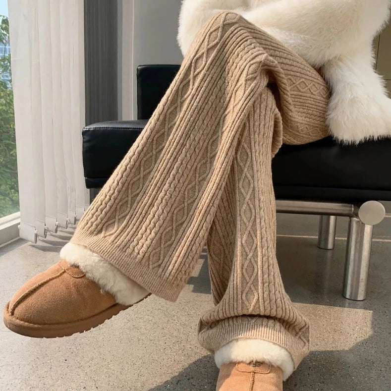 VELOURA CASHMERE KNITTED SWEATPANTS