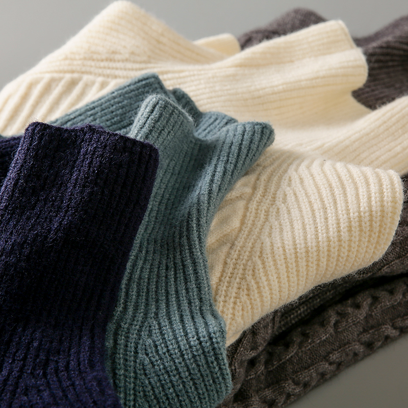 WINSLOW ULTRA-SOFT JACQUARD KNIT TURTLENECK
