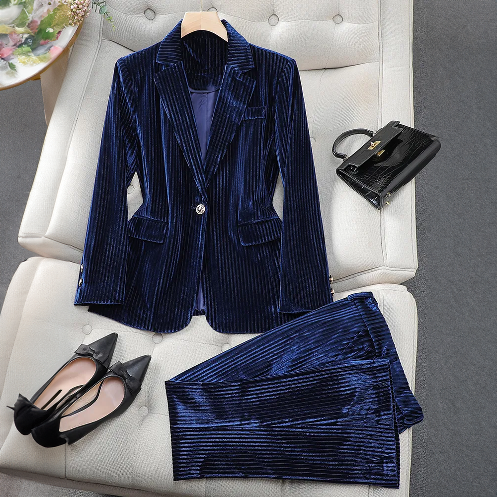 SCARLETT VELOURA™ ELEGANT BLAZER SET