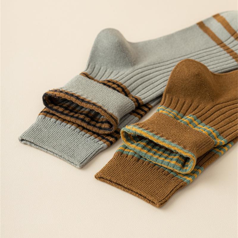 Leo Breathable Cotton Socks